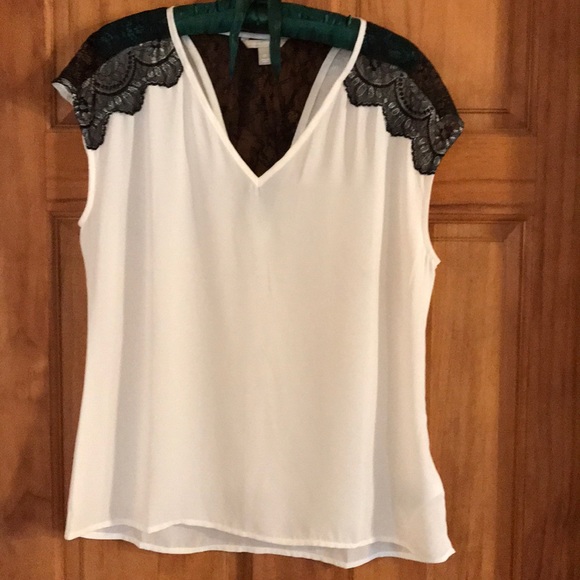 Top - Picture 1 of 2